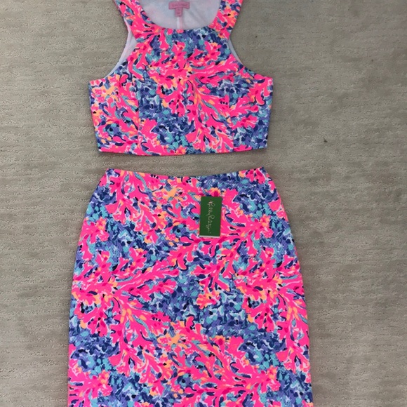 Lilly Pulitzer Dresses & Skirts - Lilly Pulitzer skirt and top set